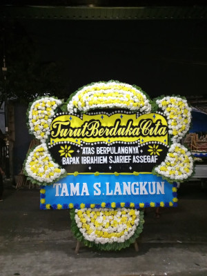 Papan Bunga Duka di Sei Menggaris